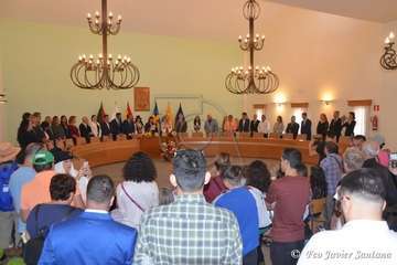 Miles de personas celebran el día de Santa Lucía en Las Tirajanas (Foto Francisco Javier Santana)